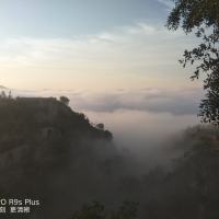 605032483