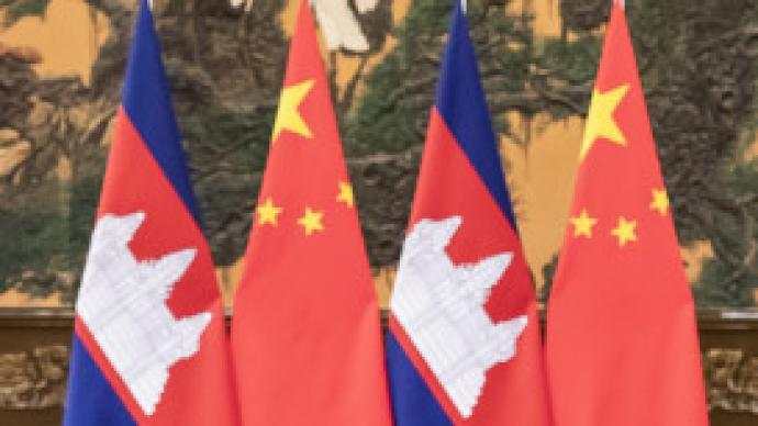 西哈莫尼 莫尼列 习近平 澎湃 柬埔寨 会见