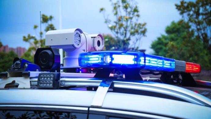 增城 警方 小汽车 货车 刘某 澎湃