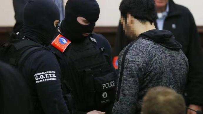 布鲁塞尔 嫌疑人 重罪 连环 巴黎 审理