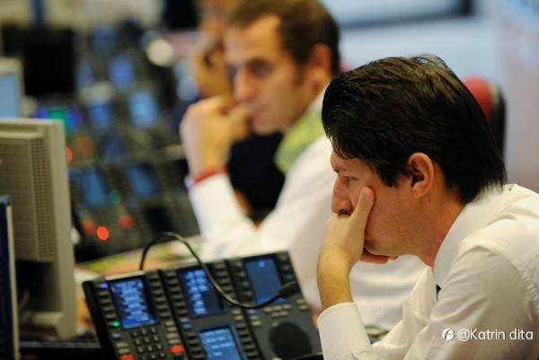 Pasca Rilis Harga Konsumen AS & Risalah Fed, Bursa Asia Menguat Dolar Turun